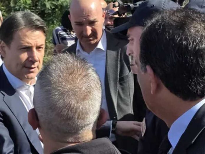 pizzo conte protesta
