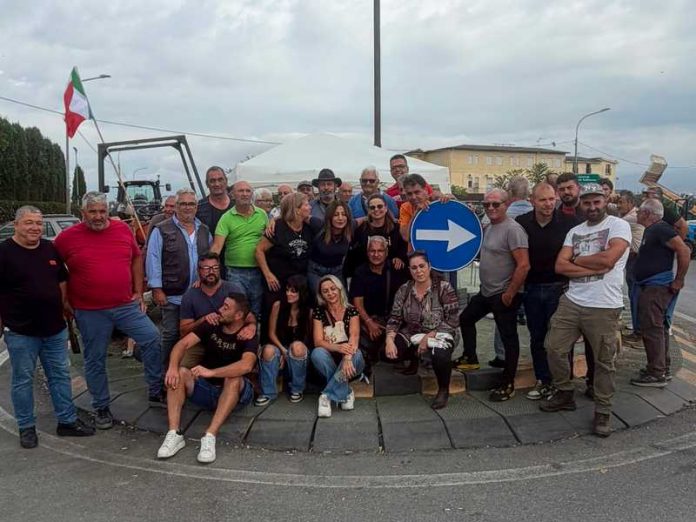 protesta agricoltori spezzano