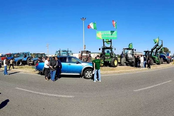protesta agricoltori tortora