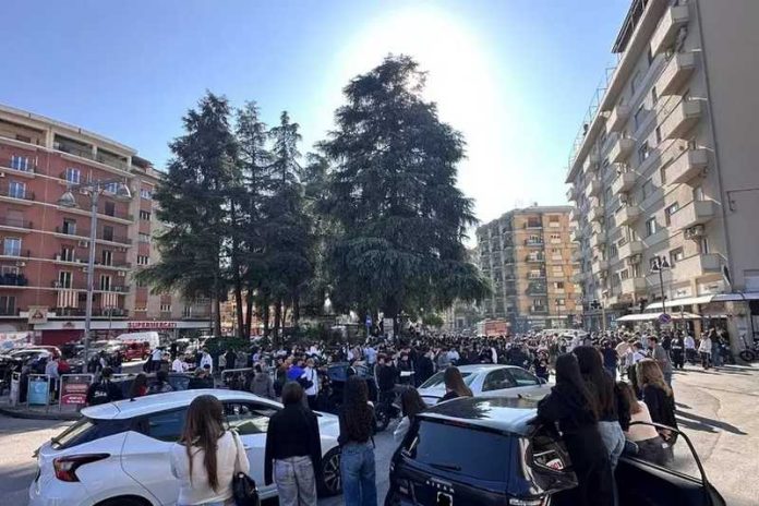 protesta studenti cosenza