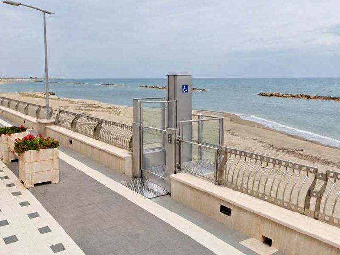 spiaggia accessibile melissa